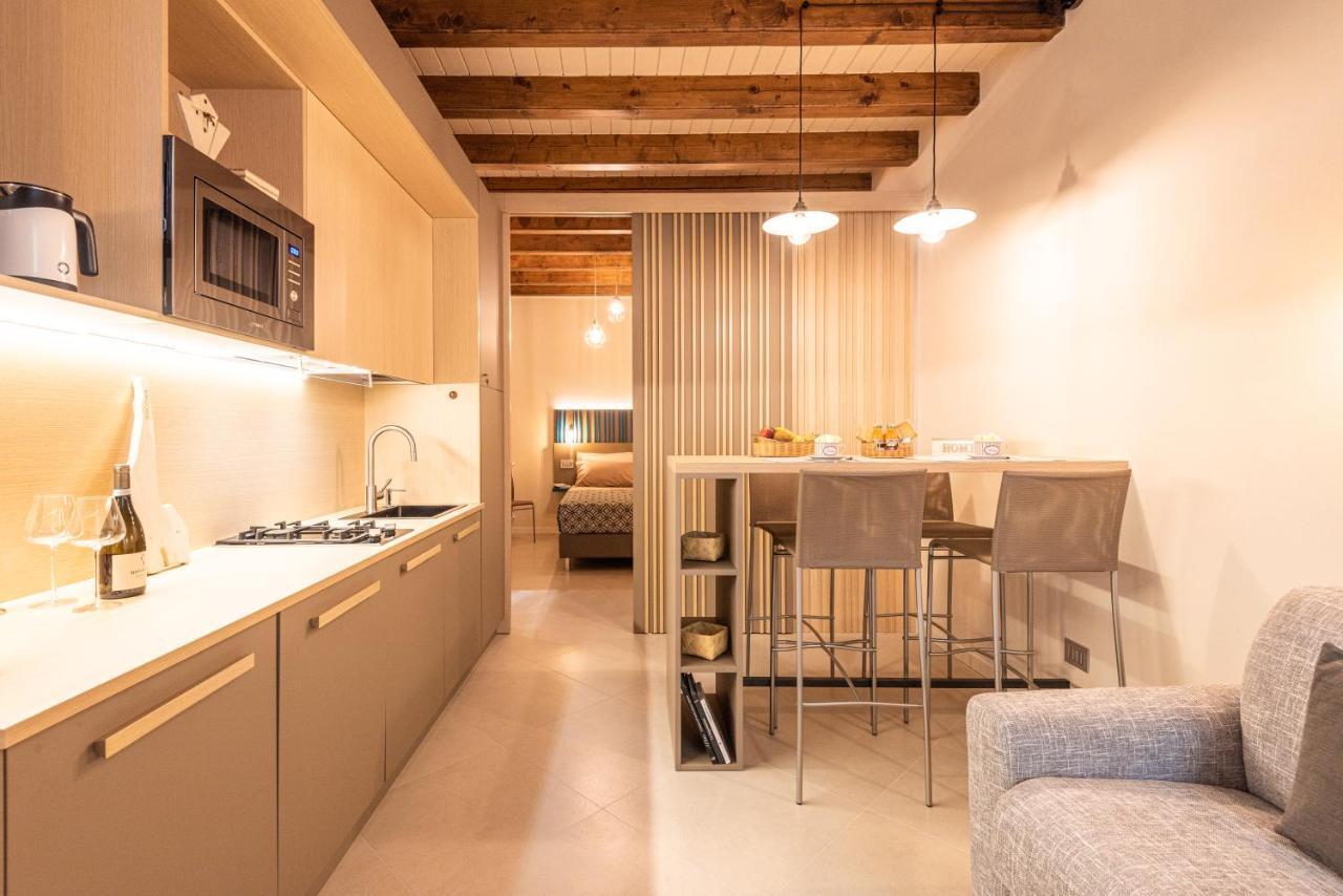 Dreamy Apartment Tre Corone Old Town Cir 017067-Cni-00565 데센자노델가르다 외부 사진